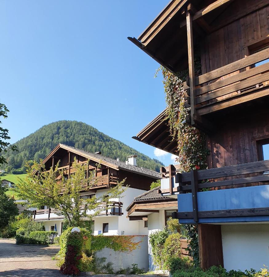 Residence Silvester Racines Exterior photo